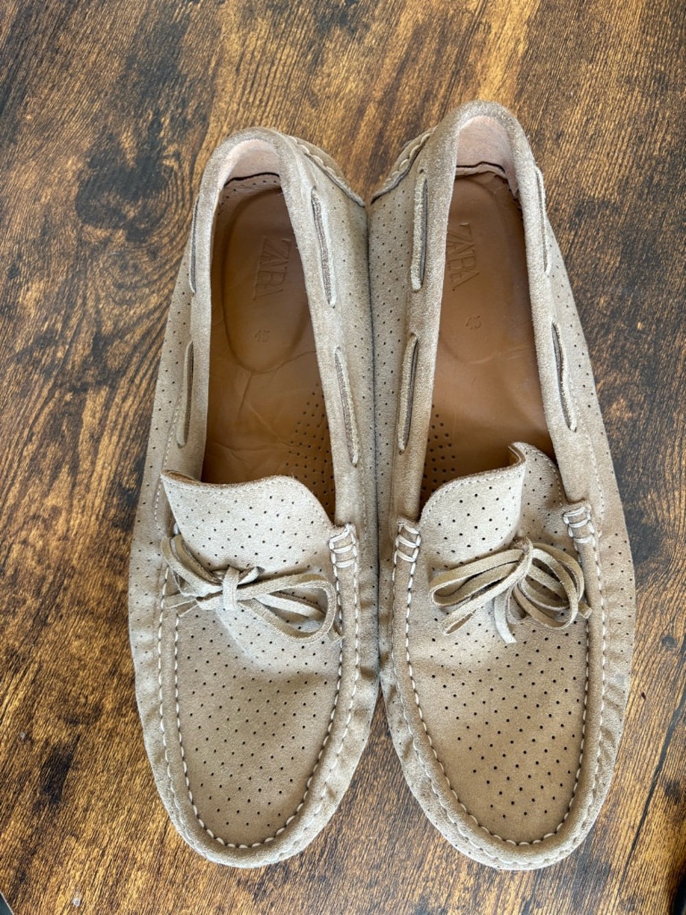 Zara Men’s Perforated Suede Tassel Loafers in Taupe - Picture 6 of 7